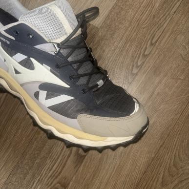Кроссовки Mizuno Wave Mujin TL GTX с мембраной Gore-Tex — Траектория