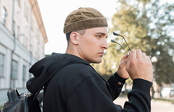 КУЛЬТУРНЫЙ КОД: ШАПКА ДОКЕР