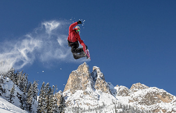 686: РОЖДЁННЫЙ В ГОРОДЕ, ИСПЫТАННЫЙ ПРИРОДОЙ