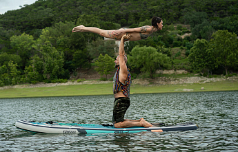ТЕХНИКА БАЛАНСА: КАК НЕ УПАСТЬ С SUP-БОРДА
