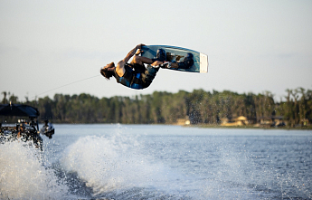 RONIX: ВЕЙК-НОВИНКА В ТРАЕКТОРИИ