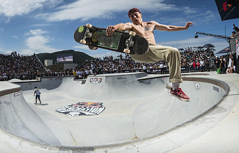 ДИСЦИПЛИНЫ СКЕЙТБОРДИНГА: БОУЛ