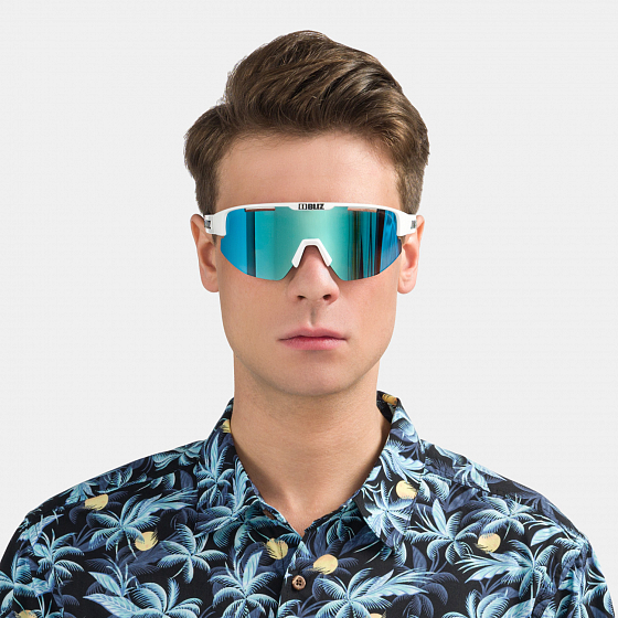 

Очки Bliz, Белый;серый;голубой;зеленый;фиолетовый;мятный;красный;matt black;begonia with blue multi, Matrix MATT BLACK/BEGONIA WITH BLUE MULTI