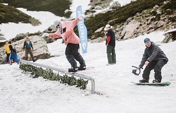 Что происходит на летнем сноу-фесте Bonus Summer Camp. Отчет из Поляны