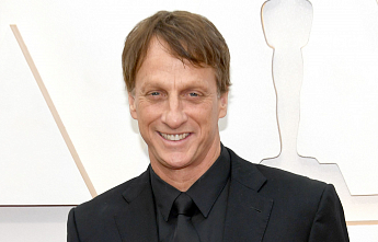 Тони Хоук пришел на "Оскар" поддержать скейт-фильм и взорвал соцсети