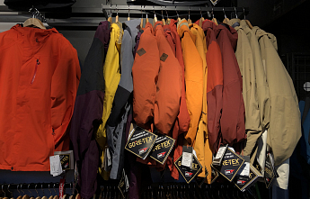 Мембраны Gore-Tex. Что это и как работает?