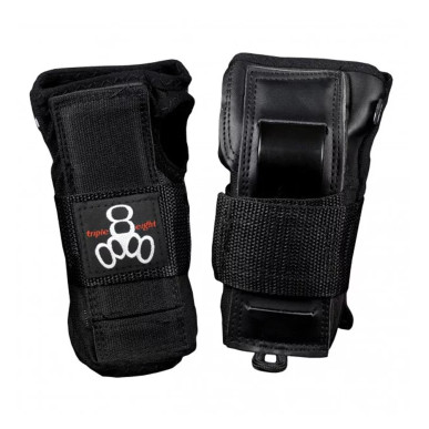 Triple 8 Wristsaver II Slide on Black M Triple 8 Wristsaver II Slide on Black M