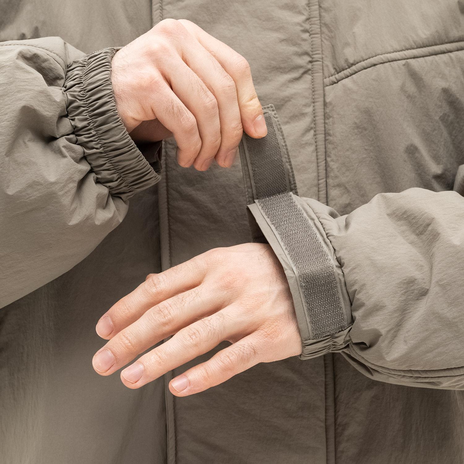 Пальто SSSTEIN Padded Monster Jacket FW25 — купить в интернет 